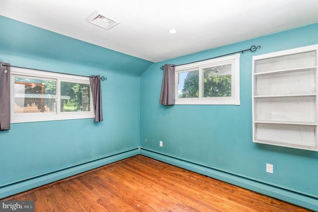 310 S BROAD ST, Mechanicsburg, PA 17055