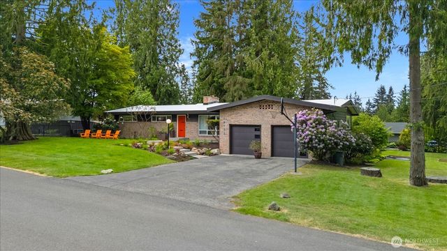 18722 84th Avenue W, Edmonds, WA 98026