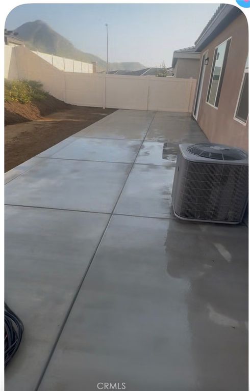 Image 20 of property listing at 7616 Nectarsweet Drive, Riverside, CA 92507