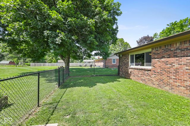 356 N County Road 300 E, Danville, IN 46122