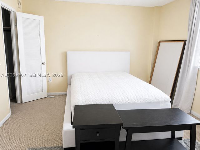 2841 NE 163rd St 608, North Miami Beach, FL 33160