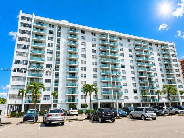 2841 NE 163rd St 608, North Miami Beach, FL 33160
