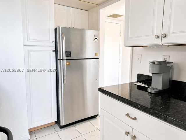 2841 NE 163rd St 608, North Miami Beach, FL 33160