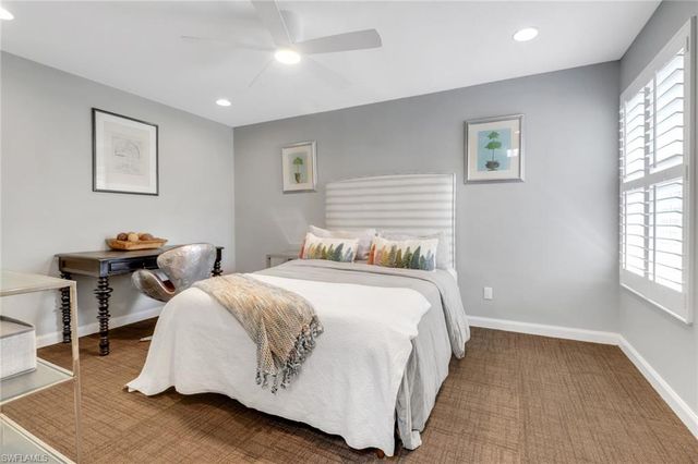 5365 Guadeloupe WAY, Naples, FL 34119