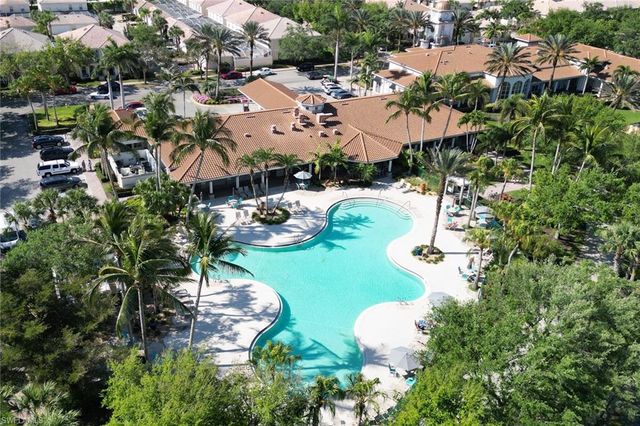 5365 Guadeloupe WAY, Naples, FL 34119