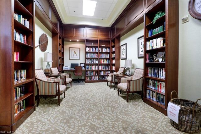 5365 Guadeloupe WAY, Naples, FL 34119