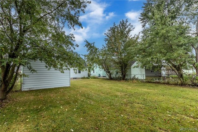 226 Westbrook Drive, Cheektowaga, NY 14225