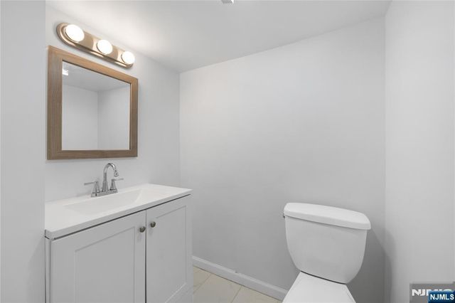 22 Cottage Lane, Clifton, NJ 07012