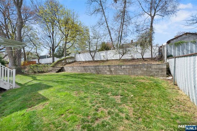 22 Cottage Lane, Clifton, NJ 07012