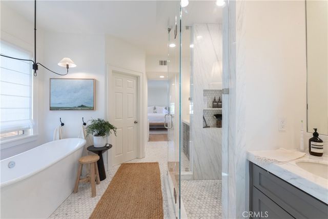 32 Reston Way, Ladera Ranch, CA 92694