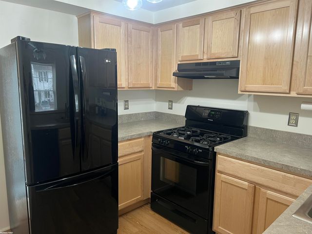 37637 Charter Oaks Boulevard, Clinton Township, MI 48036