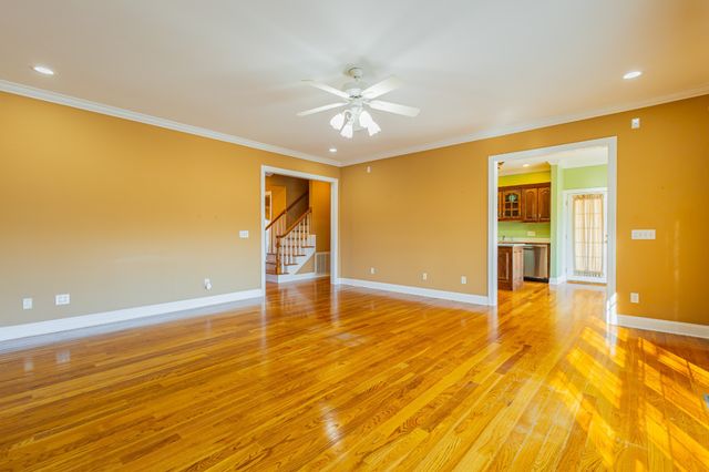 114 Courtside Ln, Tullahoma, TN 37388