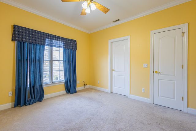 114 Courtside Ln, Tullahoma, TN 37388