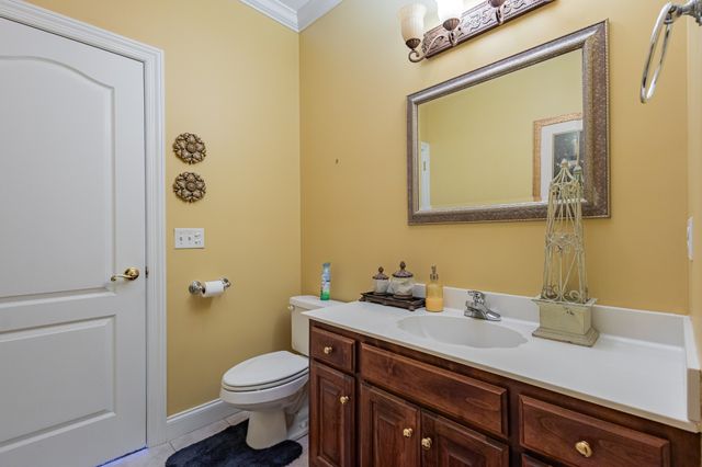 114 Courtside Ln, Tullahoma, TN 37388