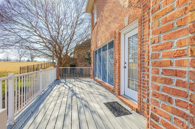 114 Courtside Ln, Tullahoma, TN 37388