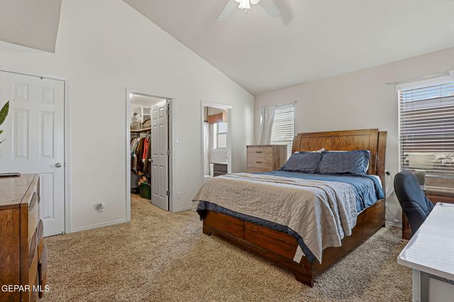 14577 Jesus Almeida, El Paso, TX 79938