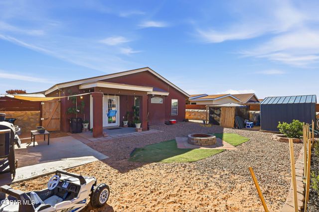 14577 Jesus Almeida, El Paso, TX 79938