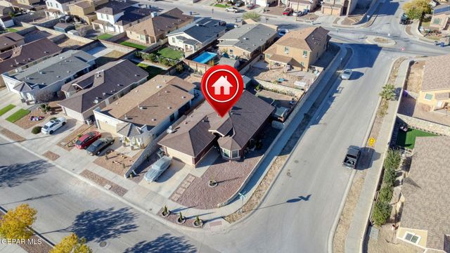 14577 Jesus Almeida, El Paso, TX 79938