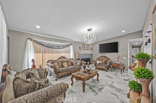 13288 Choco Road, Apple Valley, CA 92308