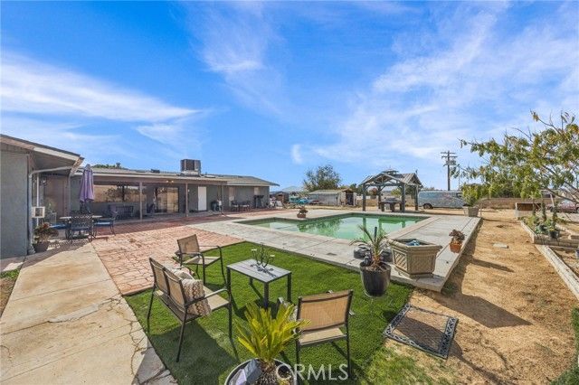 13288 Choco Road, Apple Valley, CA 92308