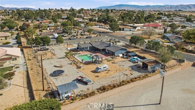13288 Choco Road, Apple Valley, CA 92308