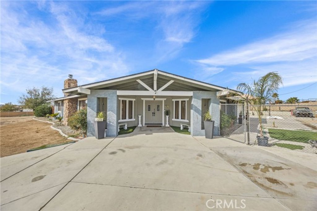 13288 Choco Road, Apple Valley, CA 92308