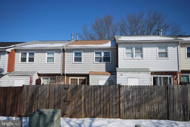 14814 EMBERDALE DR, Woodbridge, VA 22193