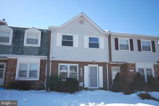 14814 EMBERDALE DR, Woodbridge, VA 22193