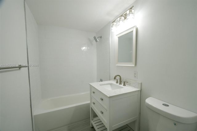 2740 SW 28th Terrace 603, Miami, FL 33133