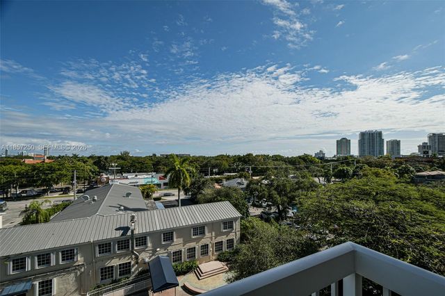 2740 SW 28th Terrace 603, Miami, FL 33133