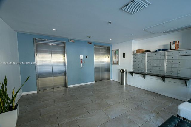 2740 SW 28th Terrace 603, Miami, FL 33133