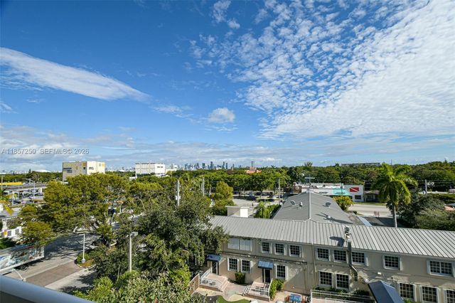 2740 SW 28th Terrace 603, Miami, FL 33133