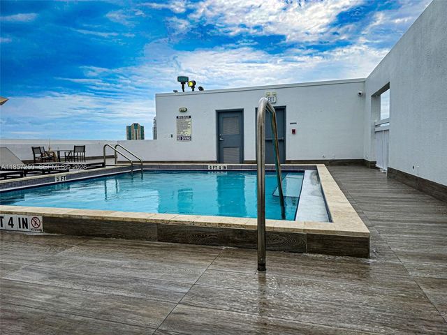 2740 SW 28th Terrace 603, Miami, FL 33133