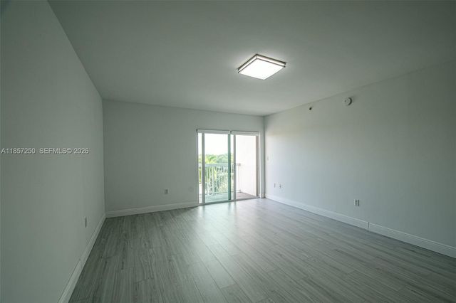 2740 SW 28th Terrace 603, Miami, FL 33133