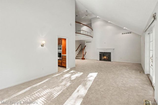 21850 Dover Court, Beverly Hills, MI 48025