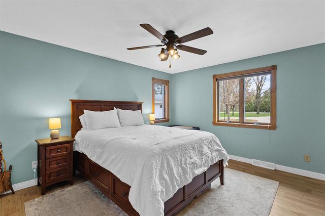 3415 FAIRVIEW ROAD, Neenah, WI 54956