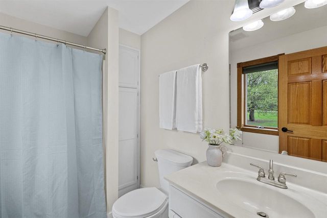 3415 FAIRVIEW ROAD, Neenah, WI 54956