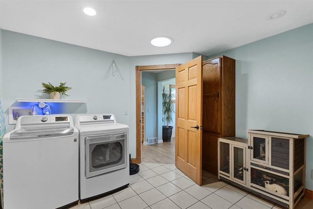 3415 FAIRVIEW ROAD, Neenah, WI 54956