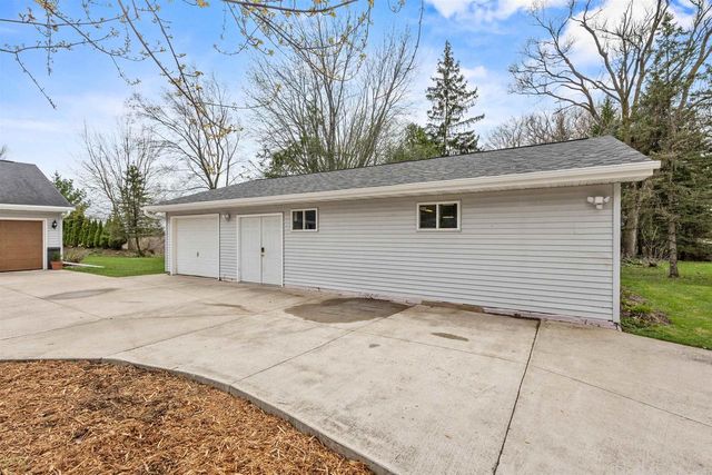 3415 FAIRVIEW ROAD, Neenah, WI 54956