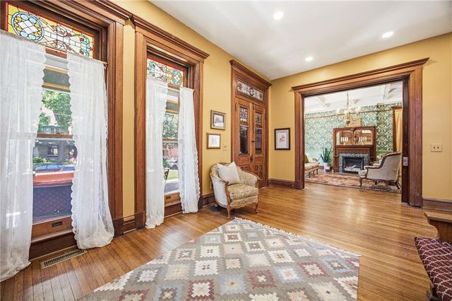 1840 Pendleton Avenue, Kansas City, MO 64124