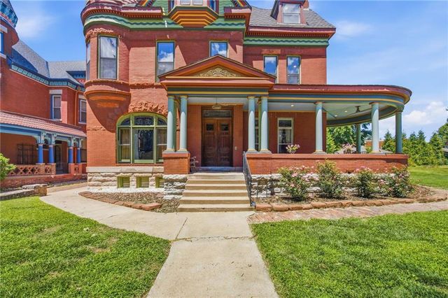 1840 Pendleton Avenue, Kansas City, MO 64124