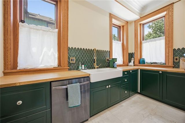 1840 Pendleton Avenue, Kansas City, MO 64124