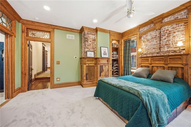 1840 Pendleton Avenue, Kansas City, MO 64124
