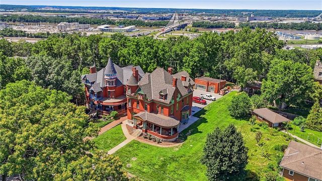 1840 Pendleton Avenue, Kansas City, MO 64124