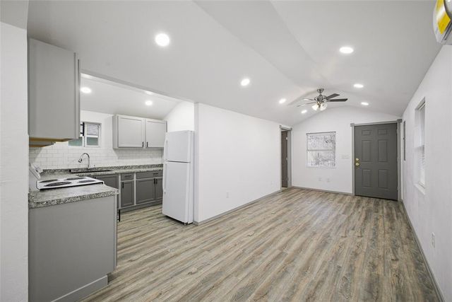 713 SE 10th Street, Oklahoma City, OK 73129