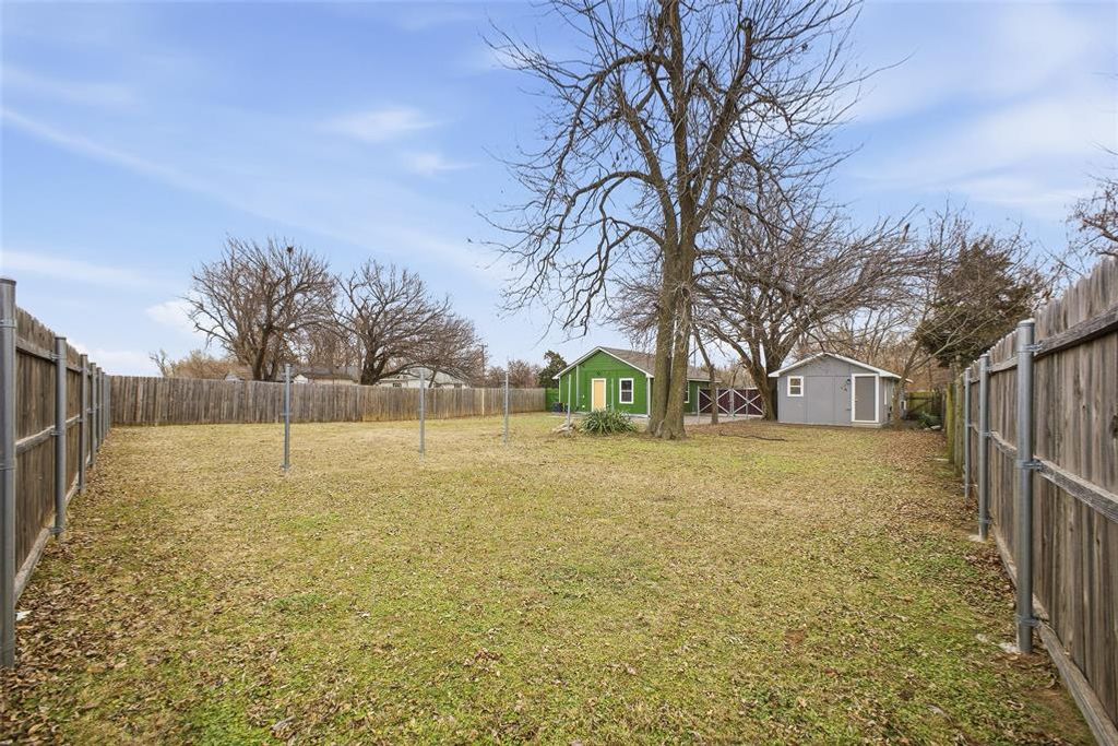 Image 22 of property listing at 713 SE 10th Street, Oklahoma City, OK 73129