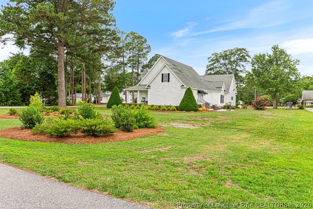 101 E Royal Street, Salemburg, NC 28385 — photo 50