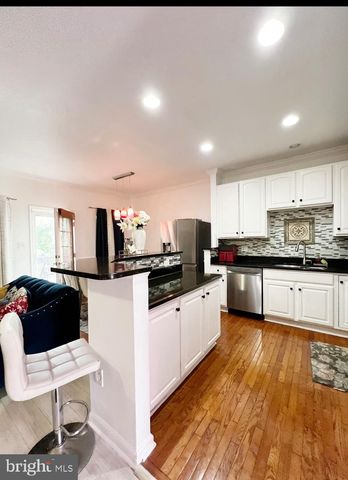 10 PEPPERMINT DR, Lumberton, NJ 08048