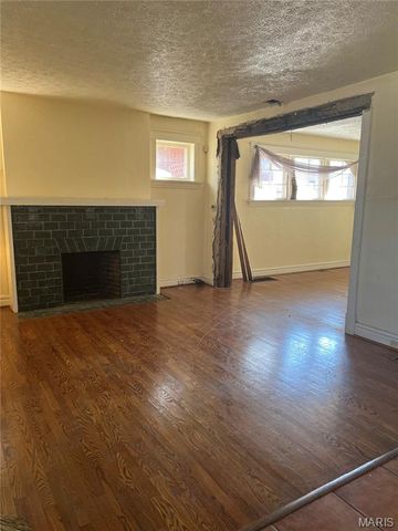 4952 Maffitt Place, St Louis, MO 63113