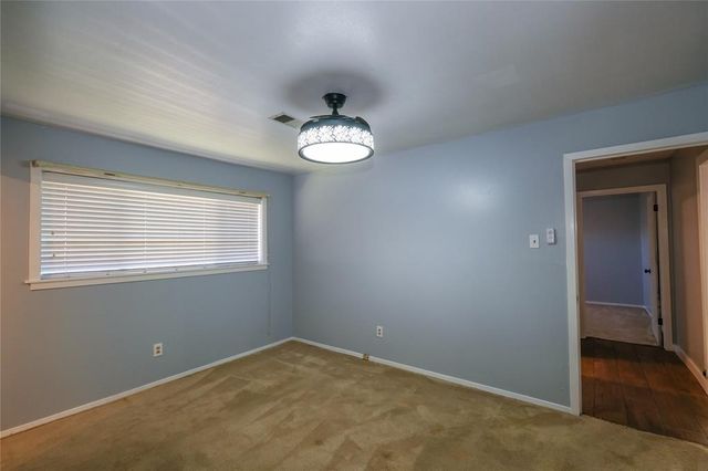 213 Anglewood Courts, Angleton, TX 77515